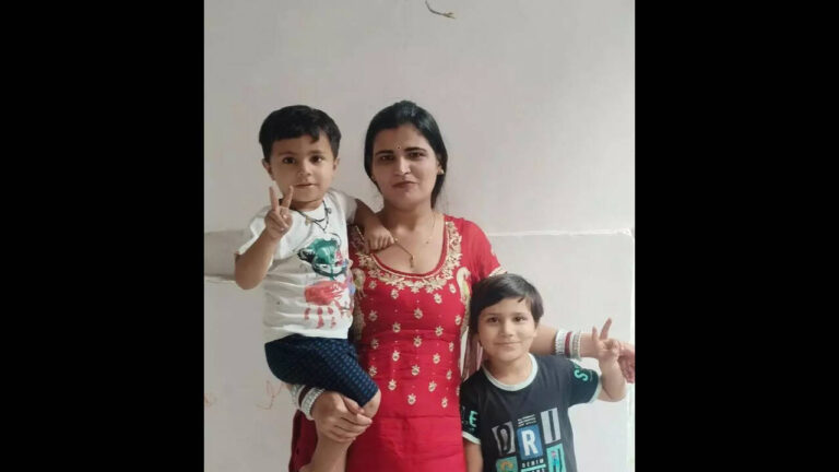 Mysterious Disappearance of Family Traveling from Bengaluru to Delhi