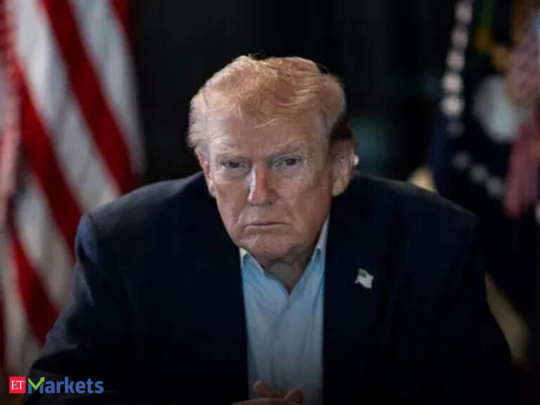 US Stock Futures Surge as Trump Delays Military Action Against Iran