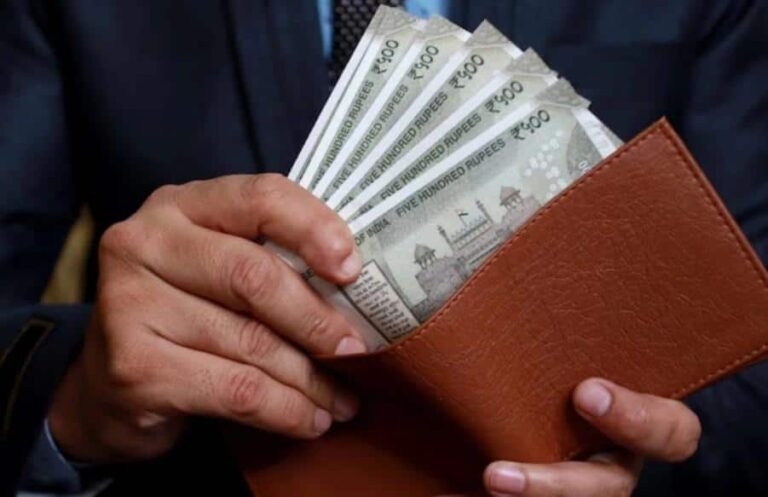 8th Pay Commission: Potential for Rs 72,000 Basic Salary for Government Employees