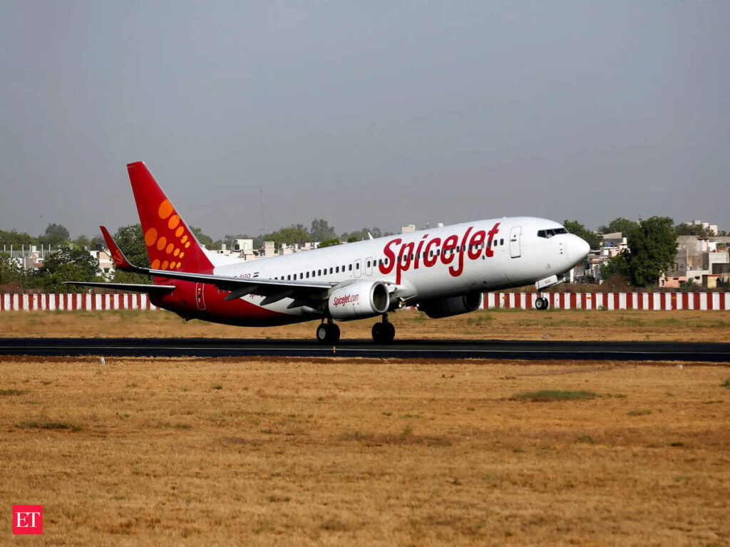 SpiceJet Incident: Collision with Akasa Air Aircraft at Delhi Airport