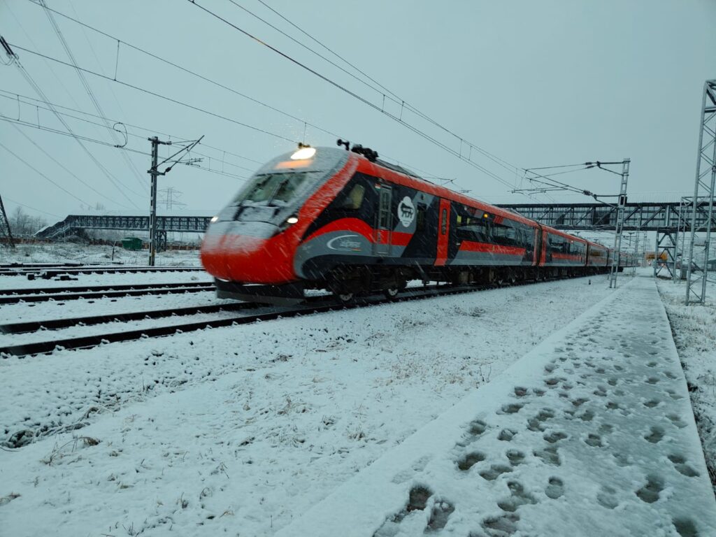 Srinagar-SVDK Vande Bharat Train Services Now Extended to Jammu