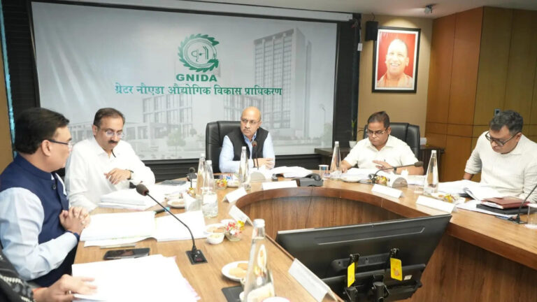 नोएडा: बजट और एयरपोर्ट कनेक्टिविटी पर बड़े फैसले