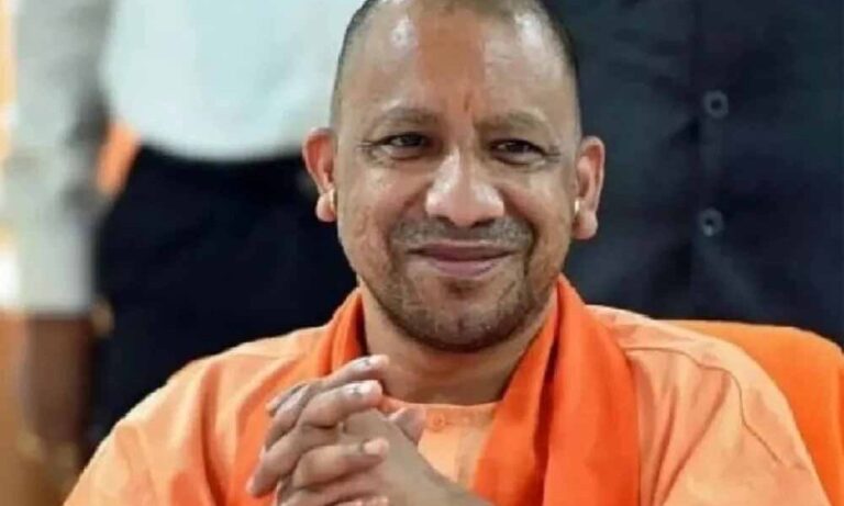 यूपी में प्रशासनिक बदलाव: 84 पीसीएस अधिकारियों के तबादले