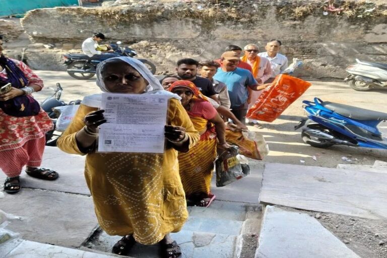 रतलाम में सर्वर समस्या से राशन वितरण सेवा प्रभावित
