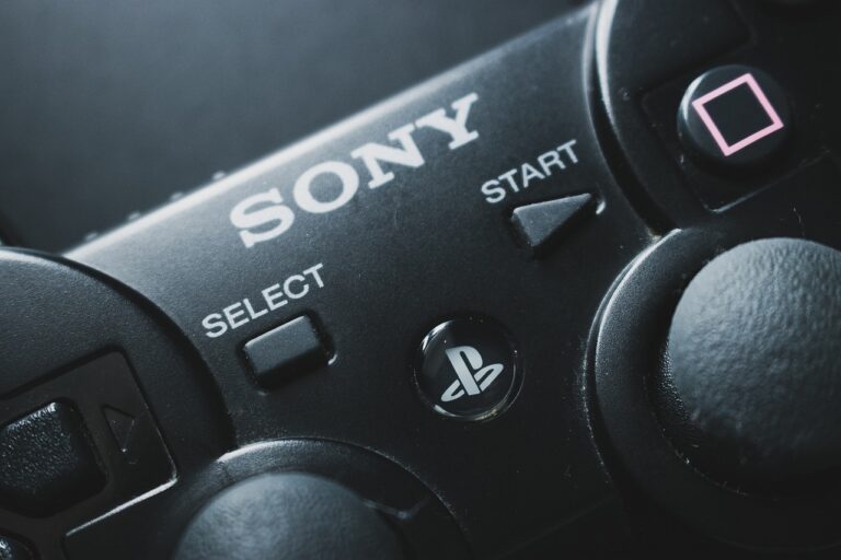 Sony Eyes $1.3 Billion Tamron Acquisition as Lens Maker Reviews Offer
